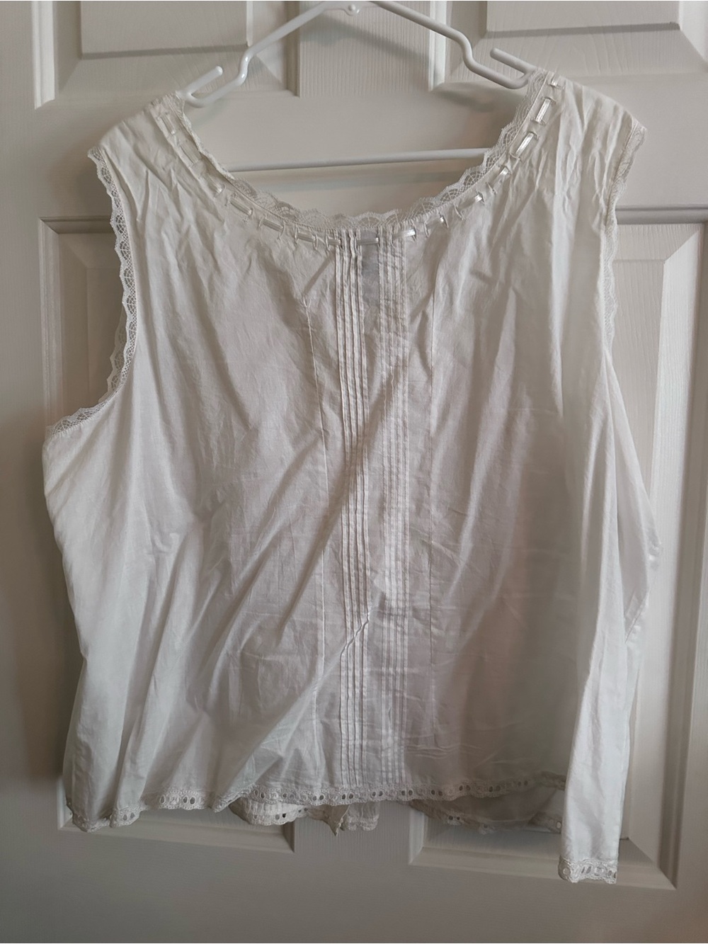 Avenue Cream Lace-Trim Sleeveless Button Front Top - Picture 4 of 4